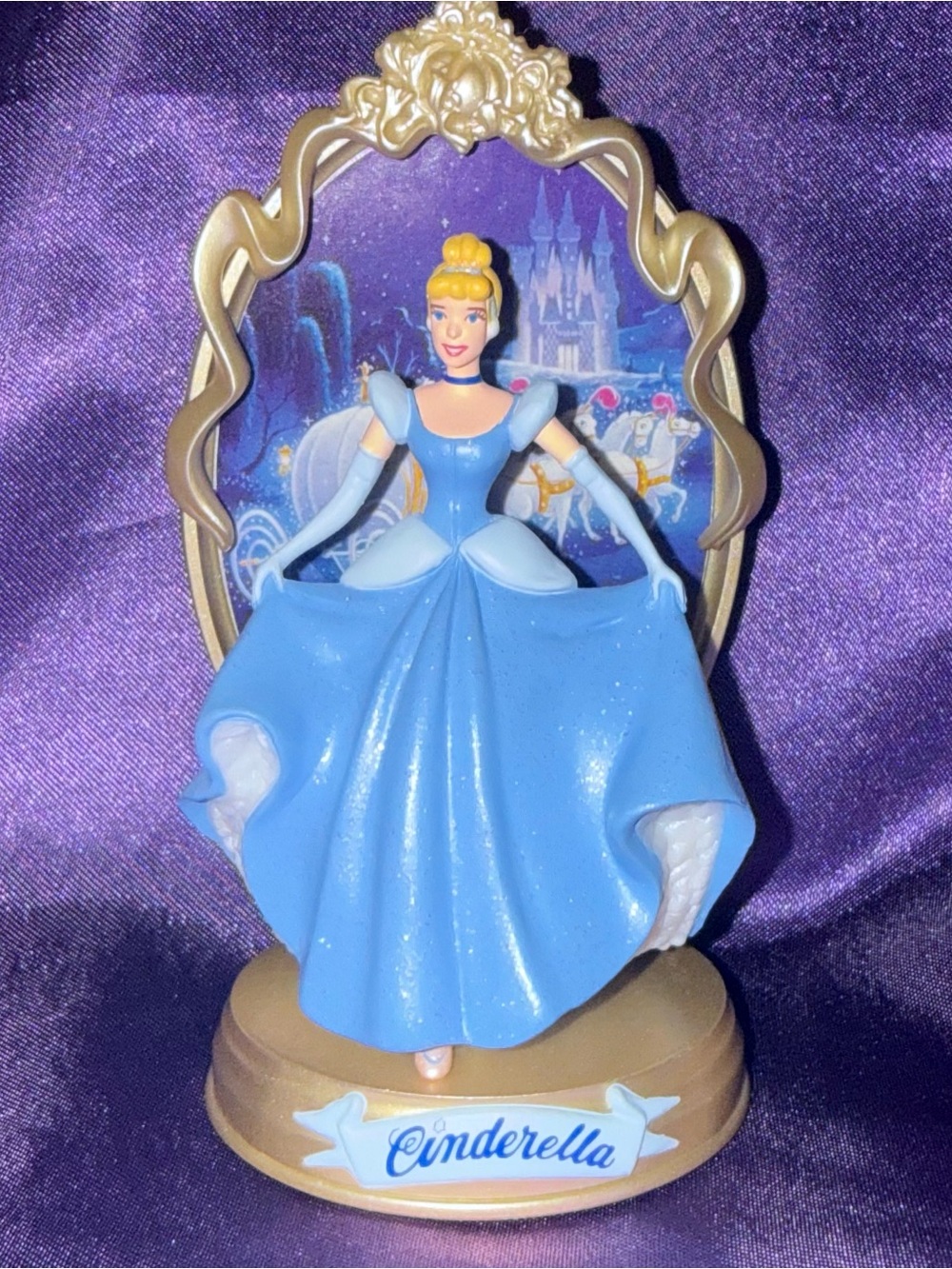 Christmas Hallmark Disney Cinderella Christmas Ornament Vintage 1997 Cinderella